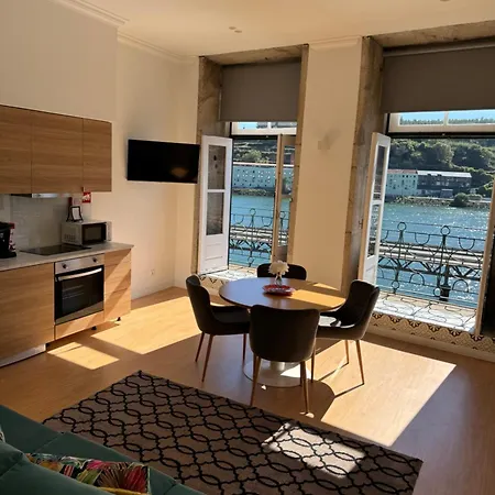 Luxury Stay Romantic Douro River & Sunset Views 아파트 포르투