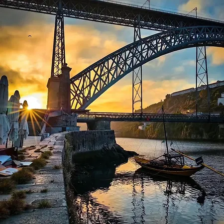 Luxury Romantic Douro River & Sunset Views Porto